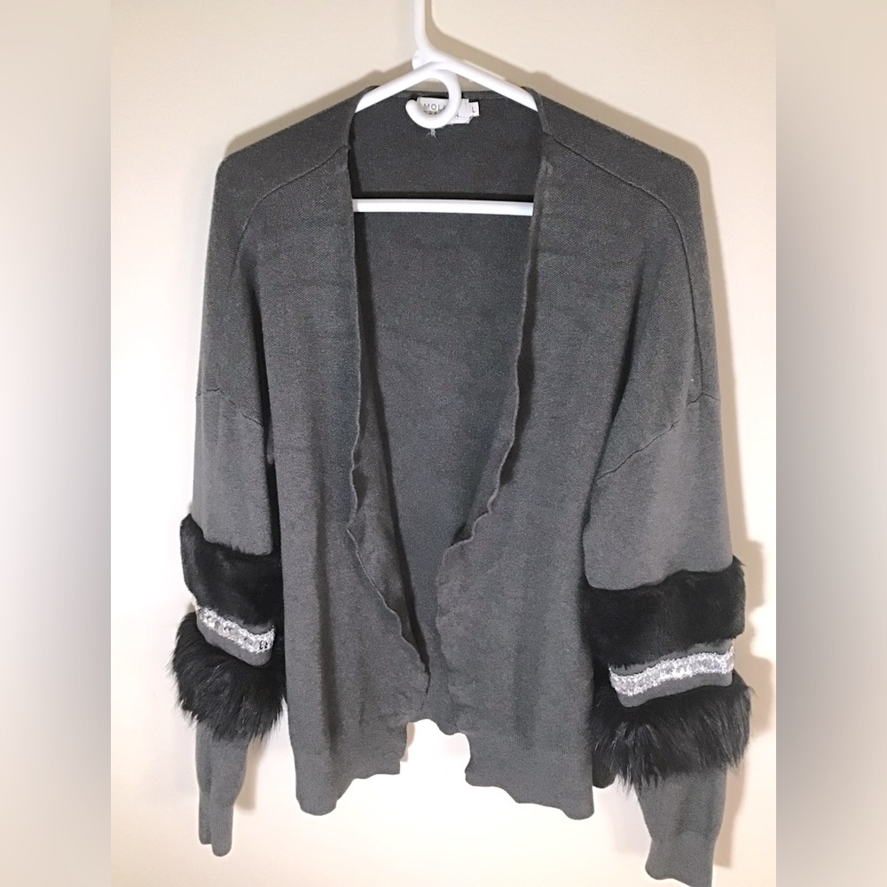 Molly Bracken Gray Knit Open Front Cardigan Faux Fur Sequin Large‎